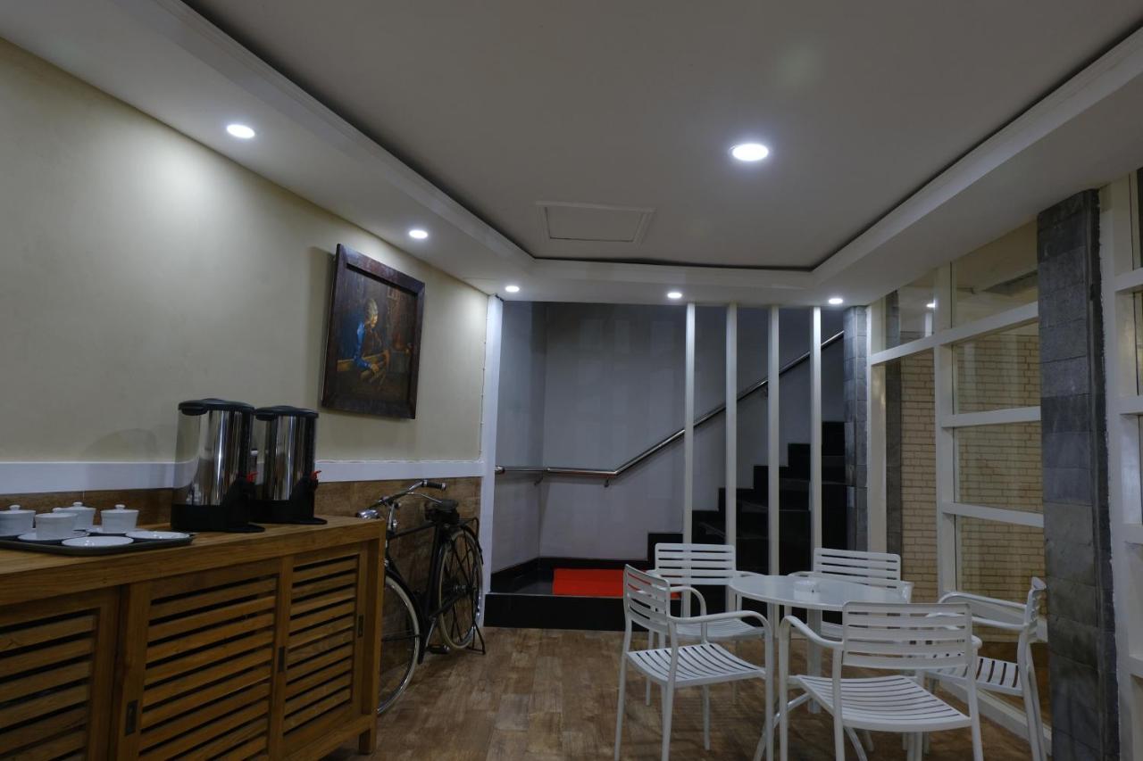 Wisma Lovebird Kalianget Exterior foto